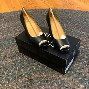 NWTs Naturalizer Black Wedges